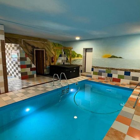Wellness Club Villa Puclice Exterior photo