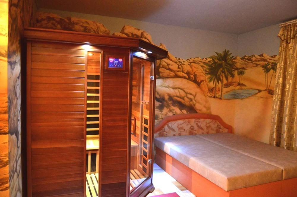Wellness Club Villa Puclice Exterior photo