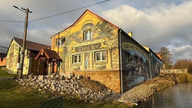 Wellness Club Villa Puclice Exterior photo